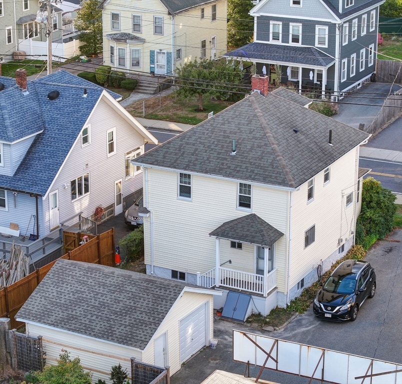 88 Robertson St