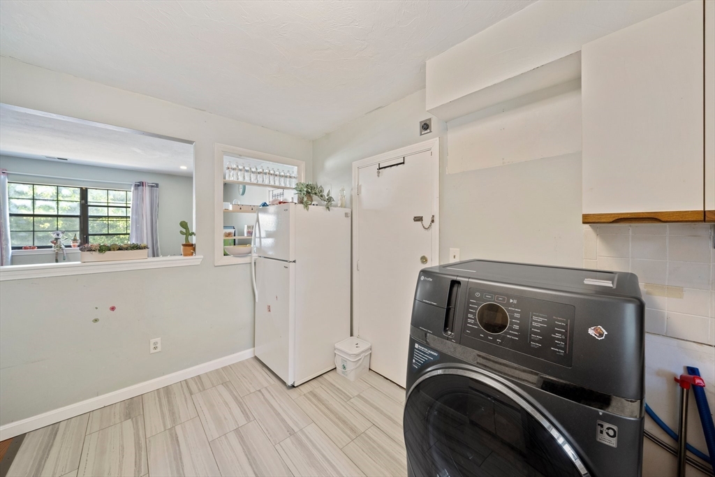 8 Jackson St # B3