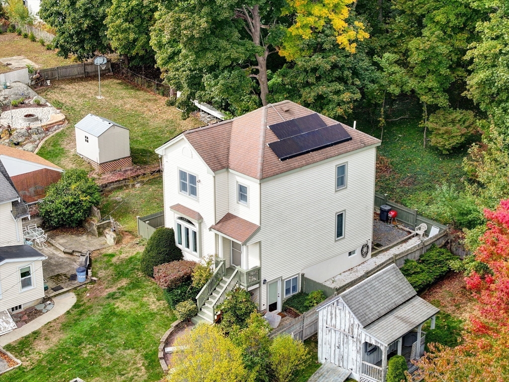 19 Fisk Ave