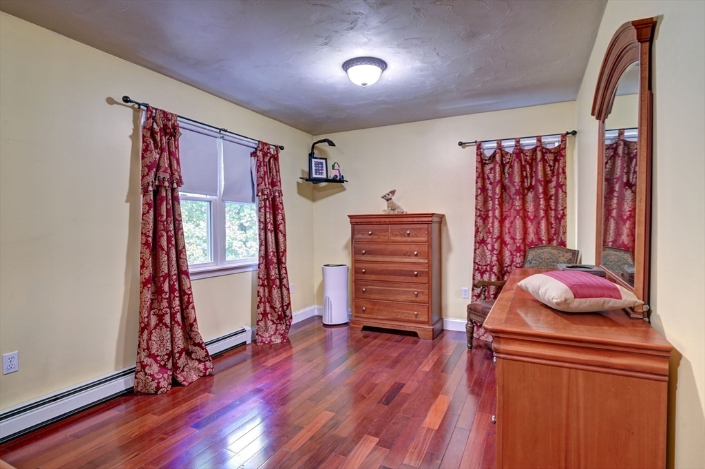19 Fisk Ave