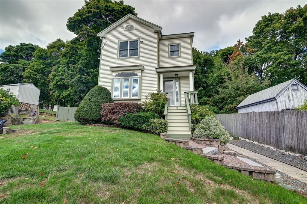 19 Fisk Ave