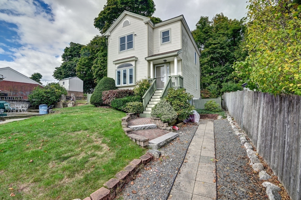 19 Fisk Ave