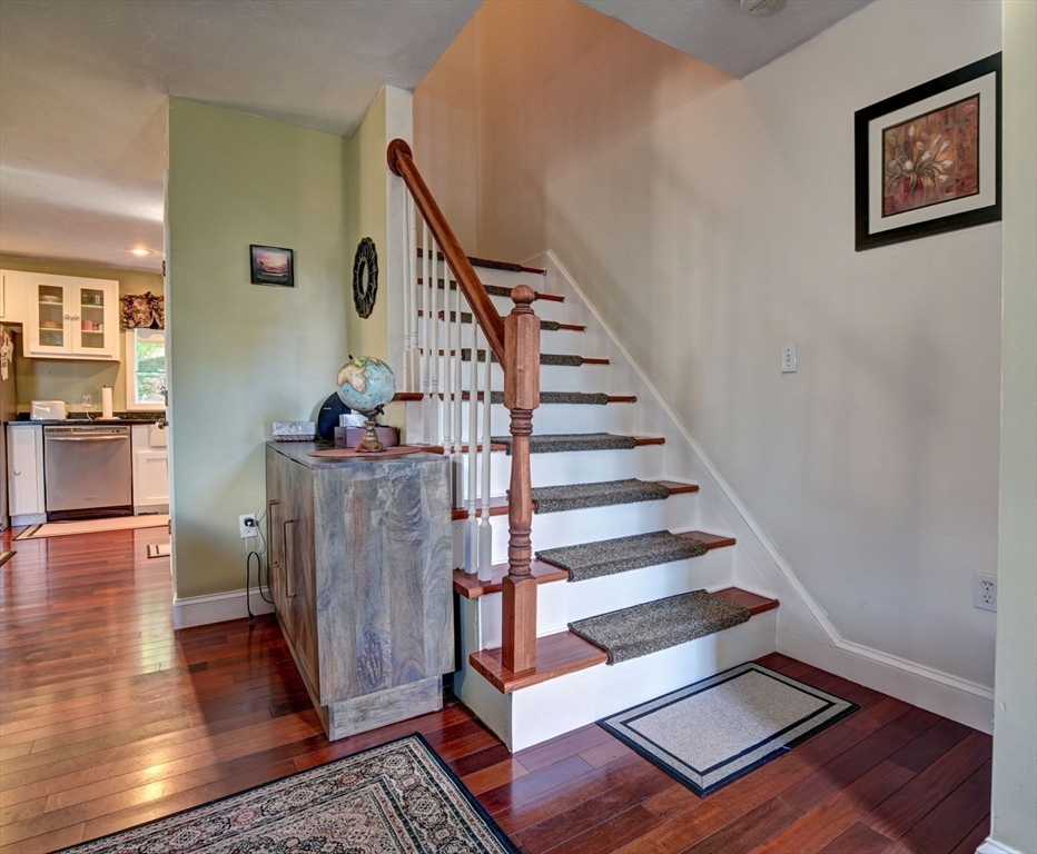19 Fisk Ave