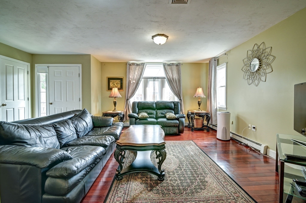 19 Fisk Ave