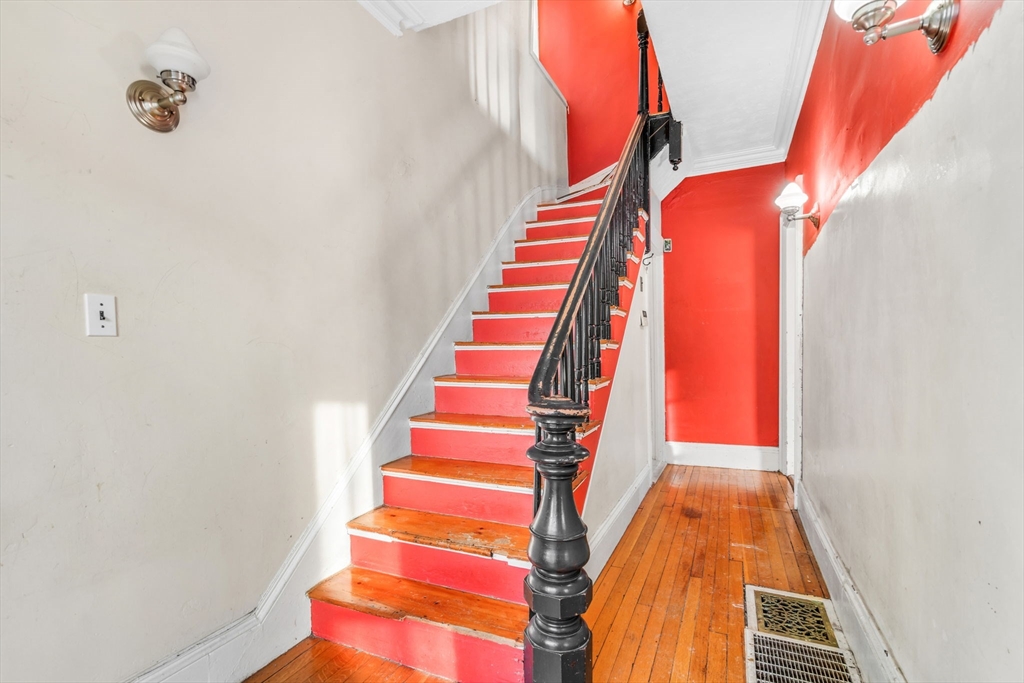 8 Jess Street