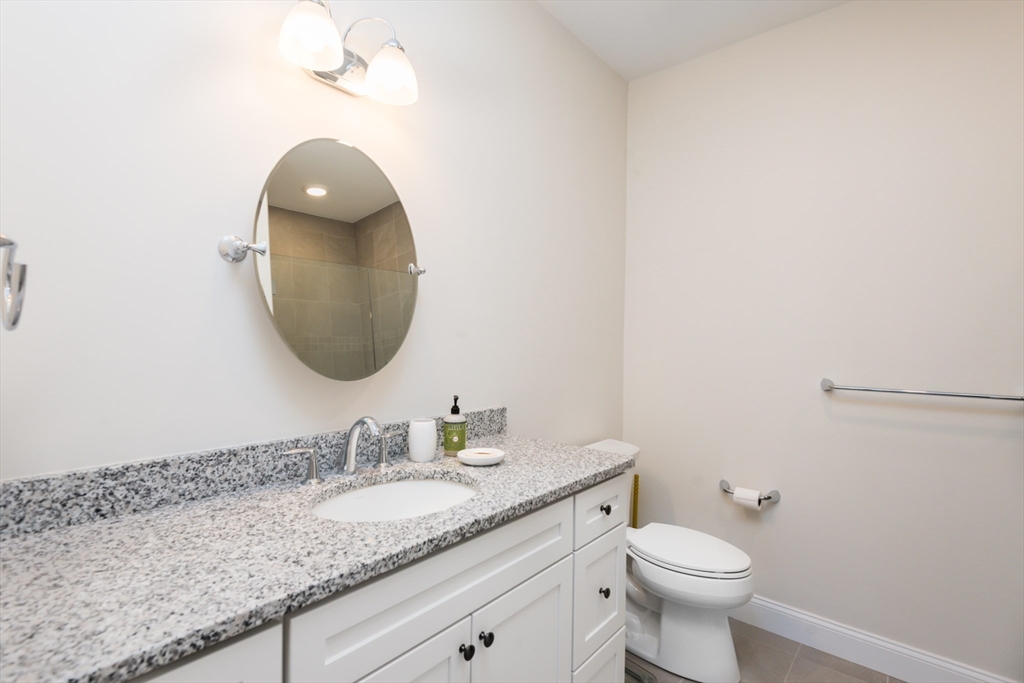 2 Longwood Lane # 209