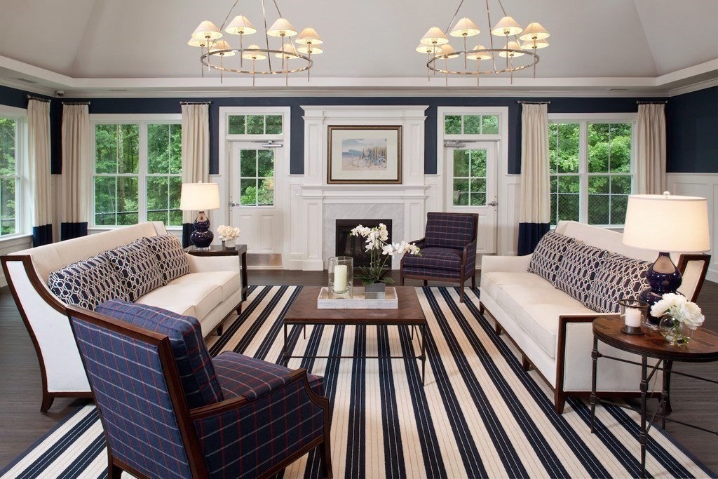 2 Longwood Lane # 209