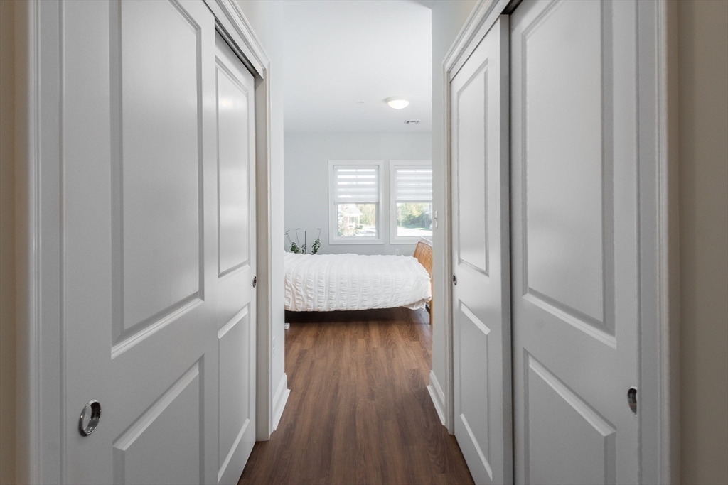 2 Longwood Lane # 209
