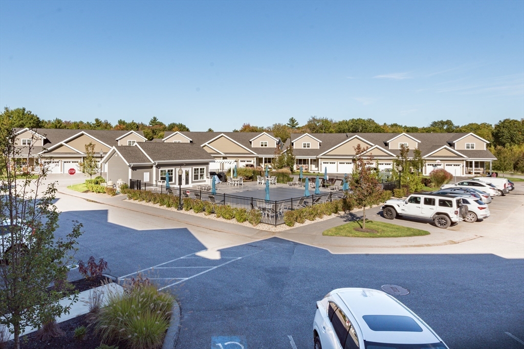 2 Longwood Lane # 209