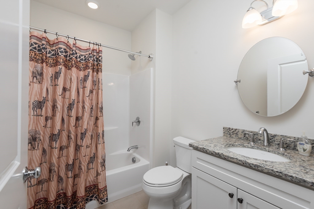2 Longwood Lane # 209