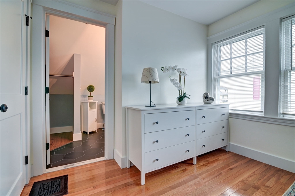 87 Hamden Cir