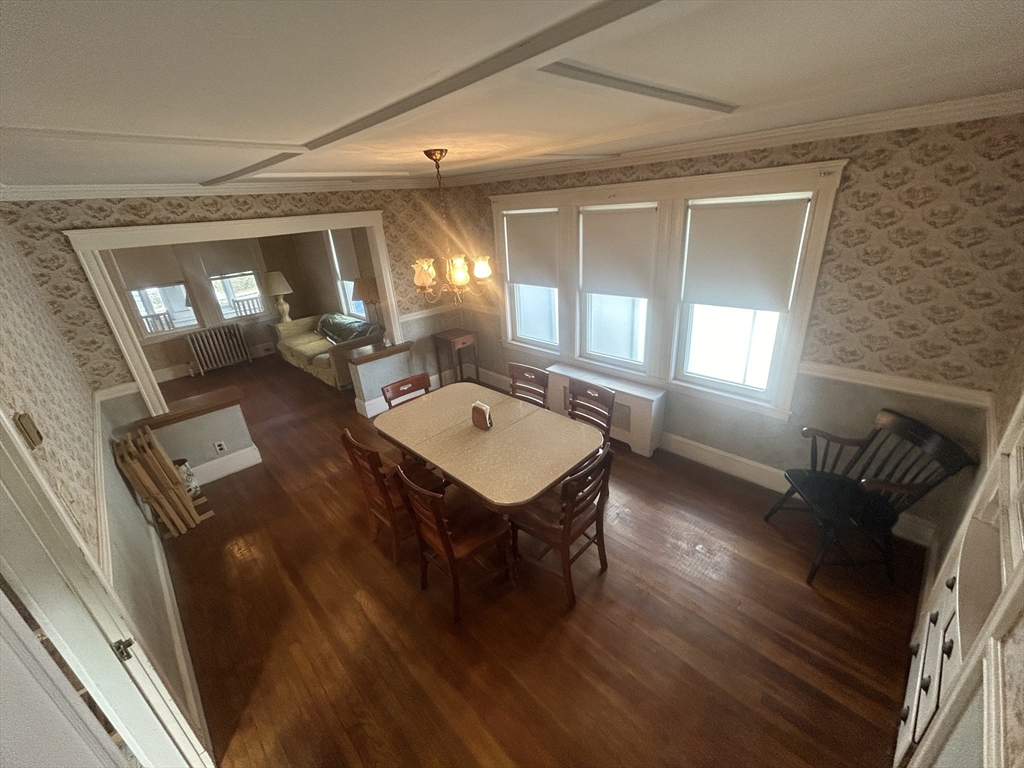 6 Lillian Rd