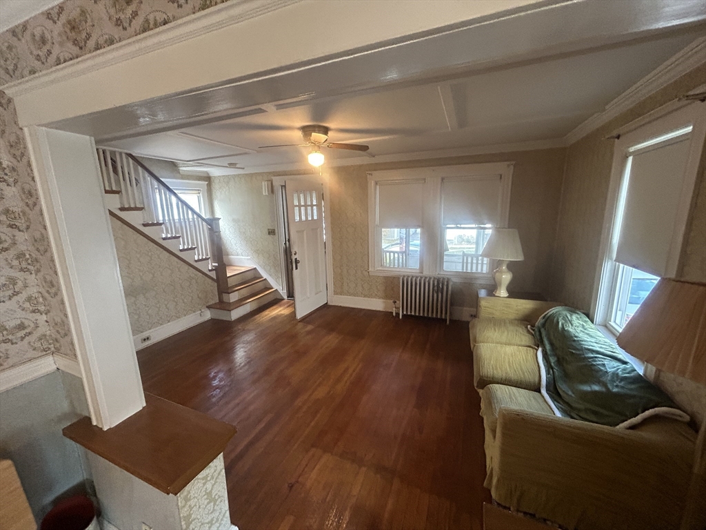 6 Lillian Rd