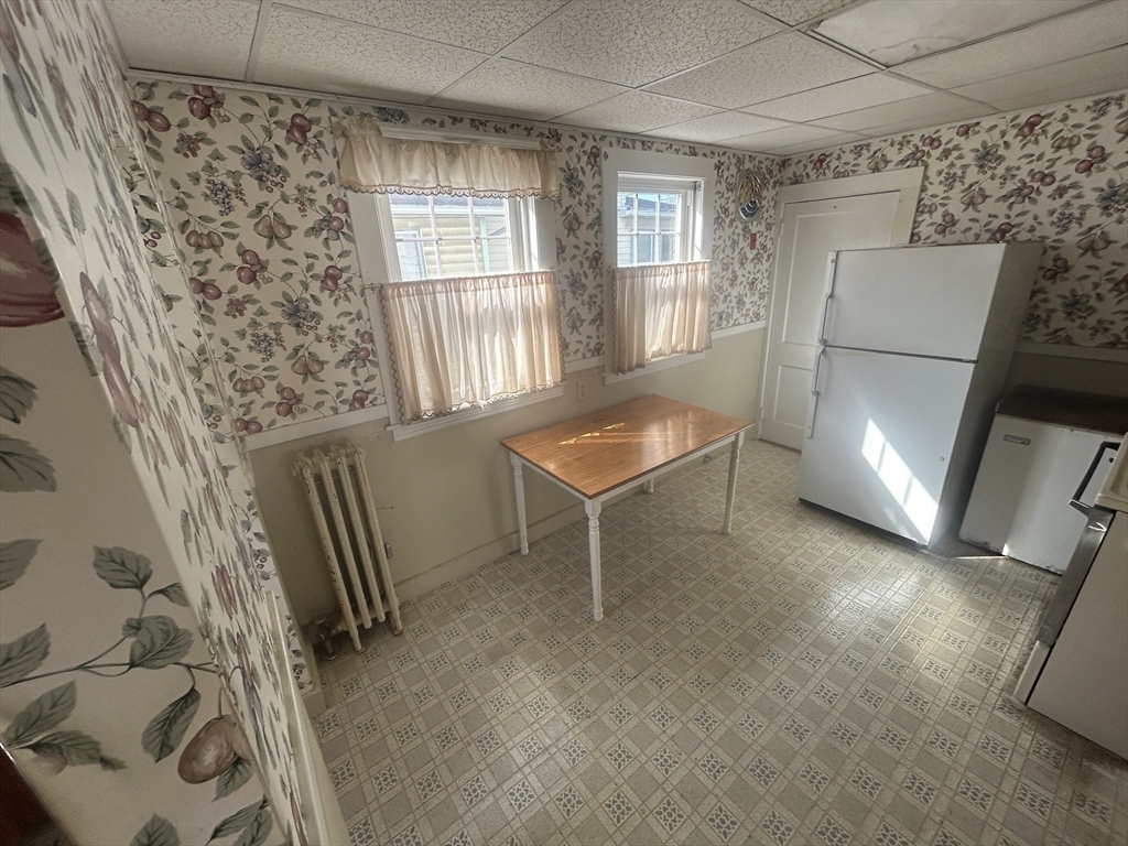 6 Lillian Rd