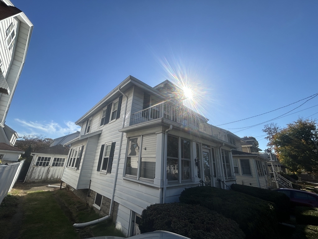 6 Lillian Rd