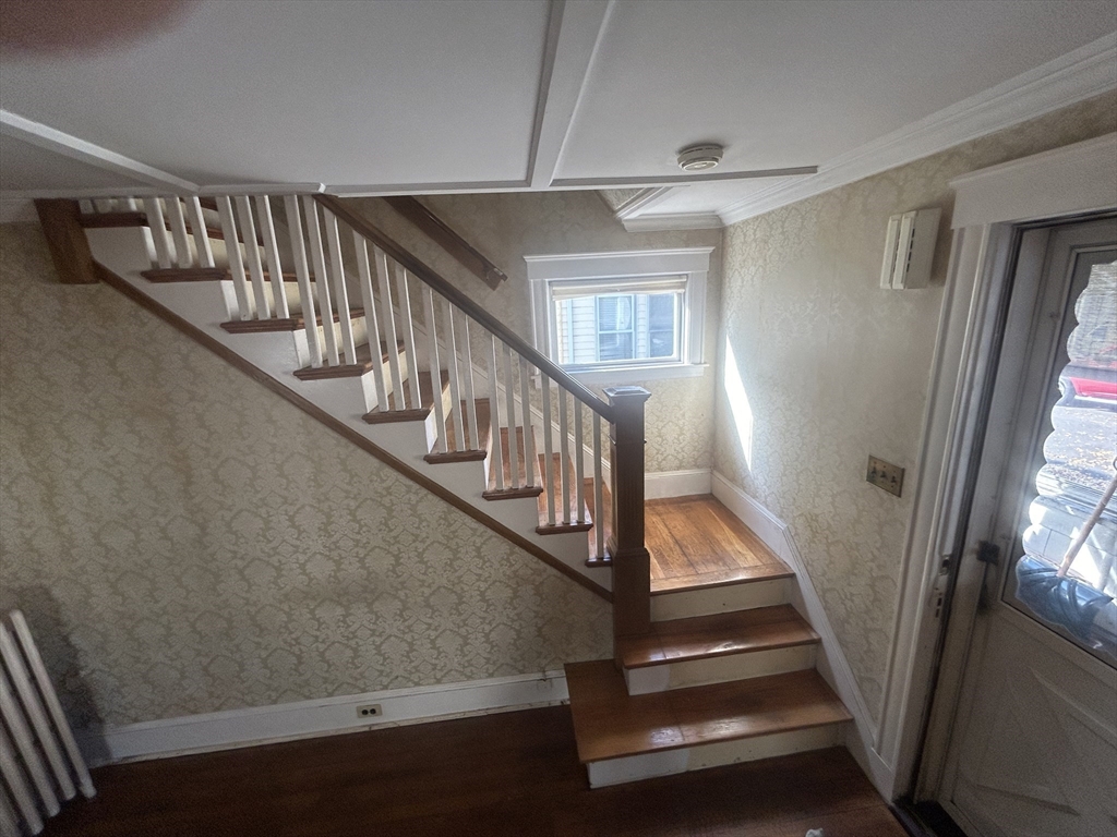 6 Lillian Rd