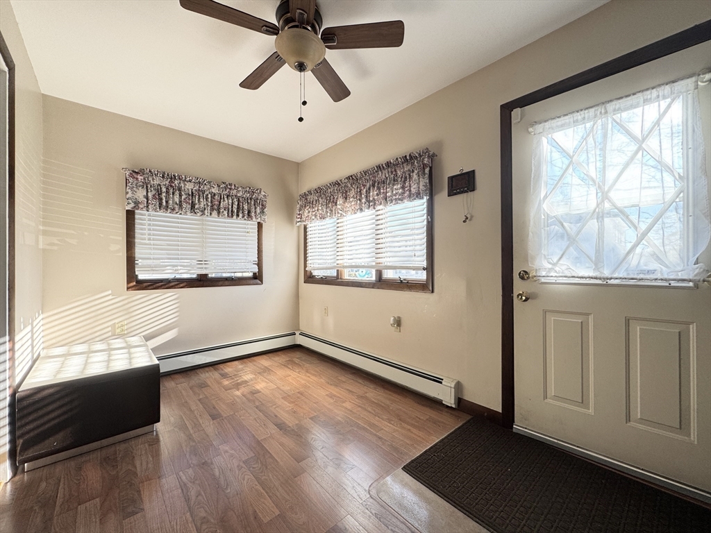 217 Holbrook Rd