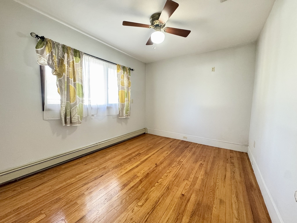 217 Holbrook Rd