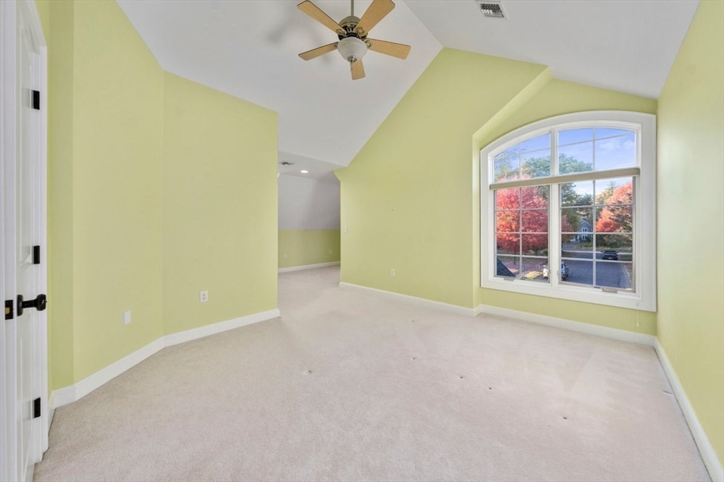 32 Owen Dr