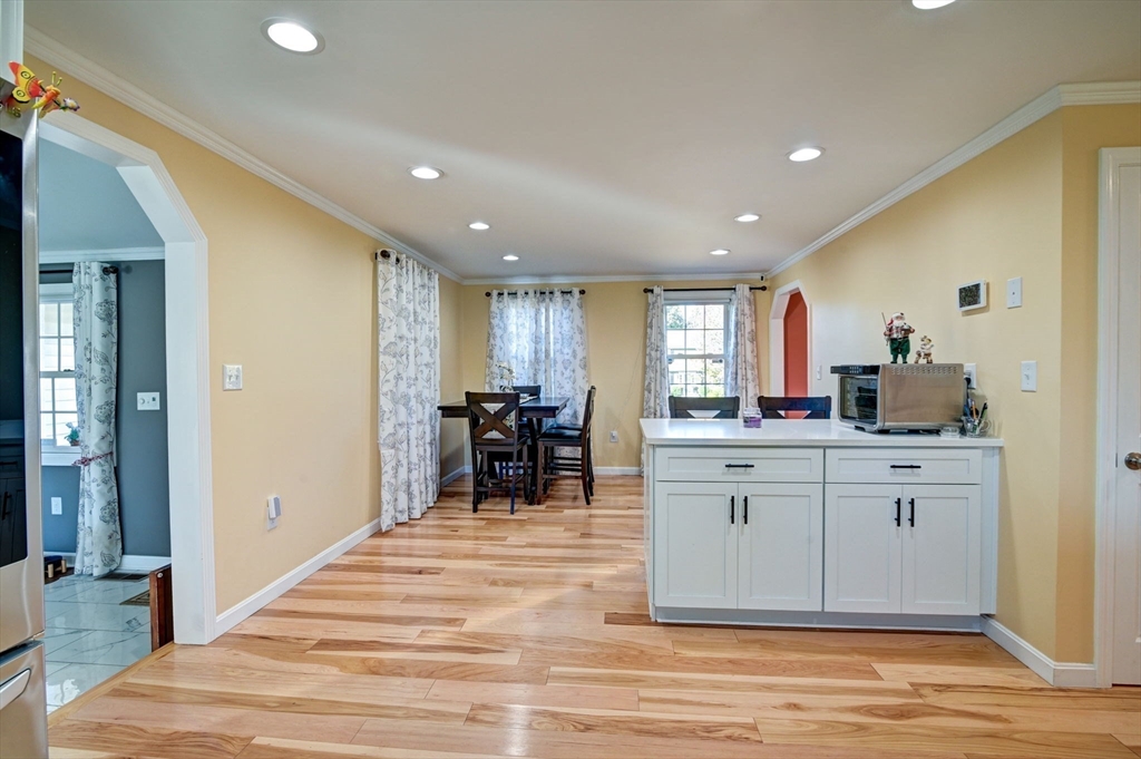 35 Blackberry Fields Rd