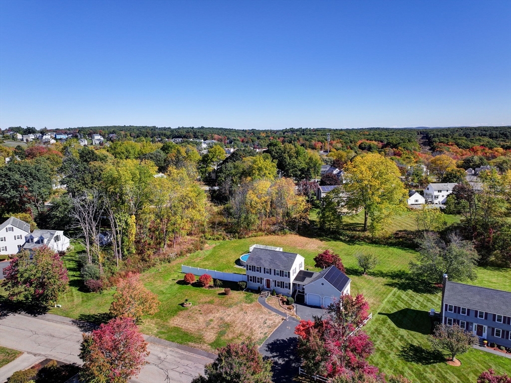 35 Blackberry Fields Rd