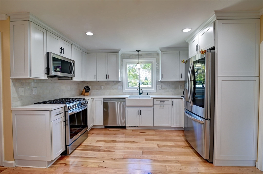 35 Blackberry Fields Rd