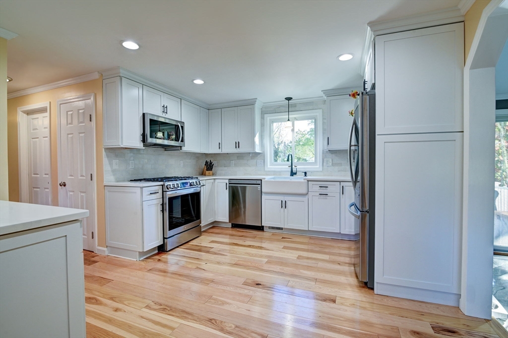 35 Blackberry Fields Rd