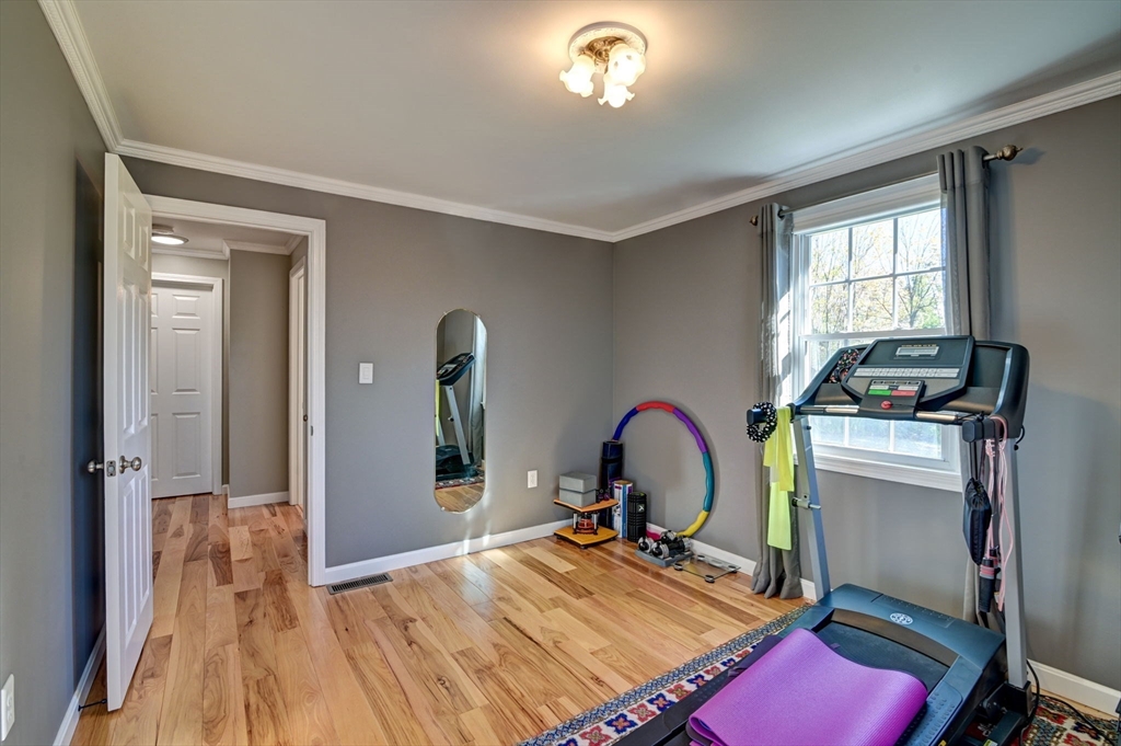 35 Blackberry Fields Rd