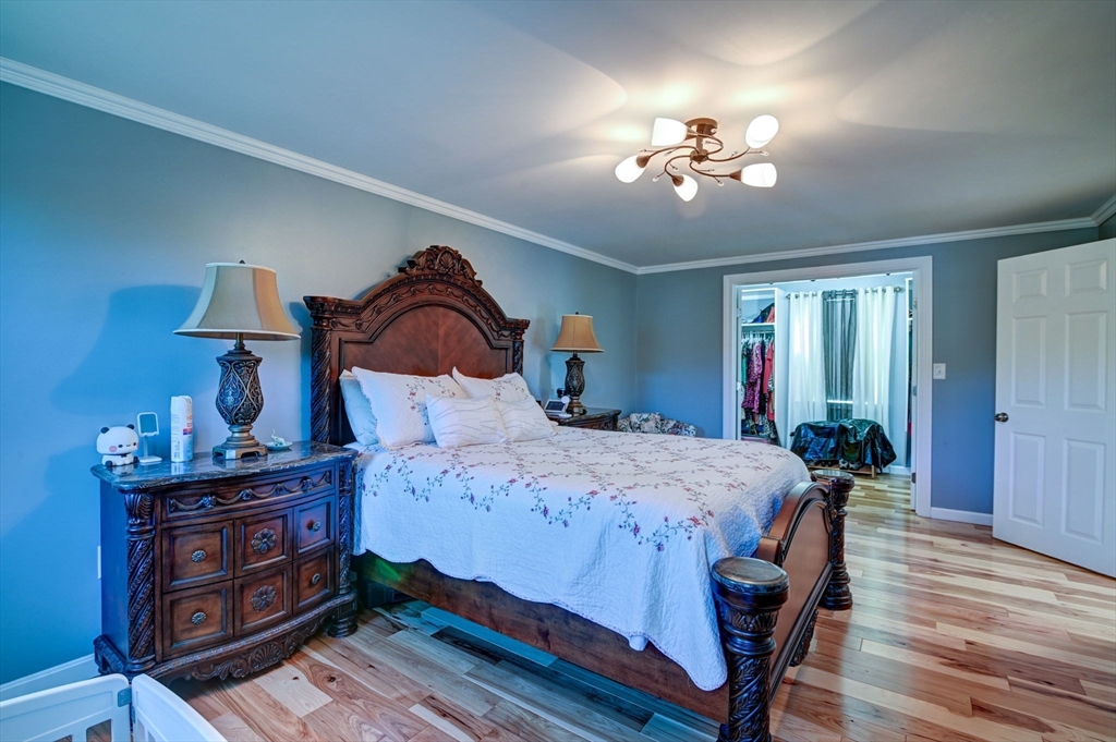 35 Blackberry Fields Rd