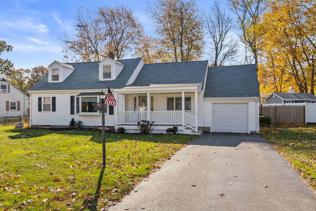 15 Great Republic Ave
