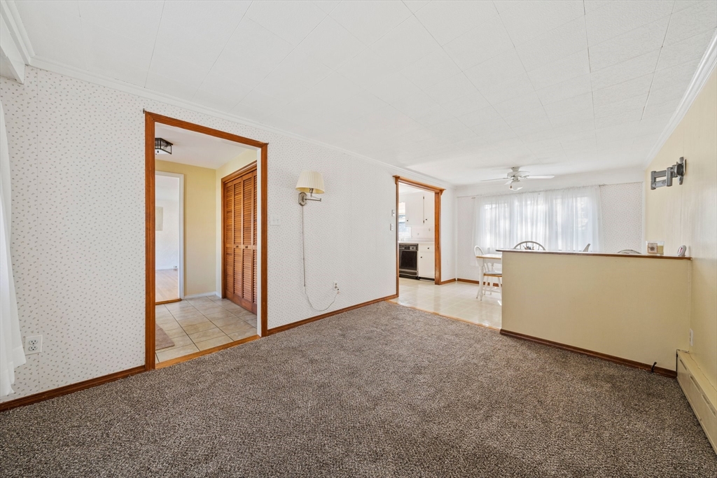 15 Great Republic Ave