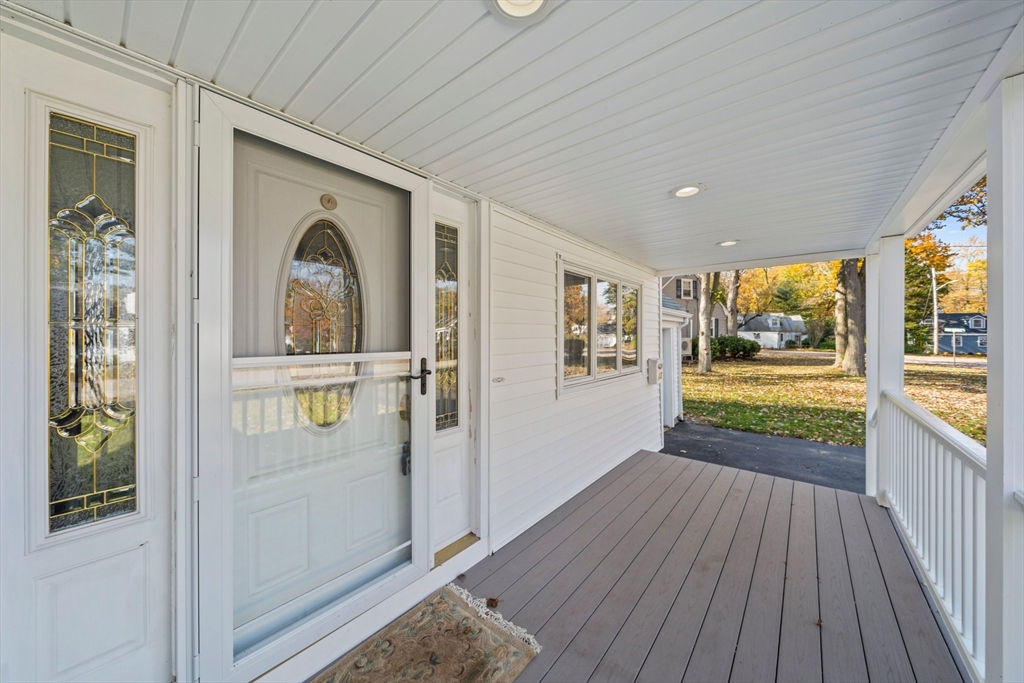 15 Great Republic Ave