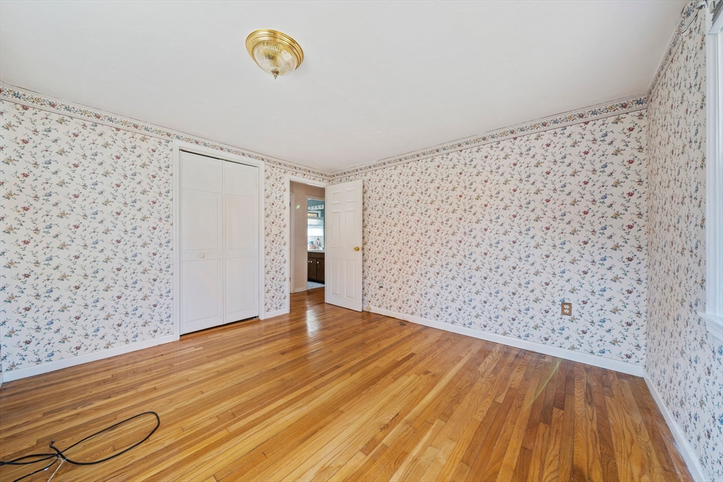 15 Great Republic Ave
