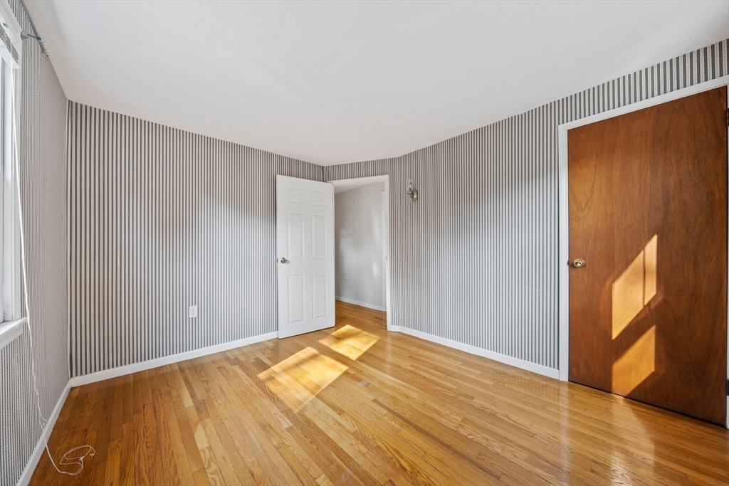 15 Great Republic Ave