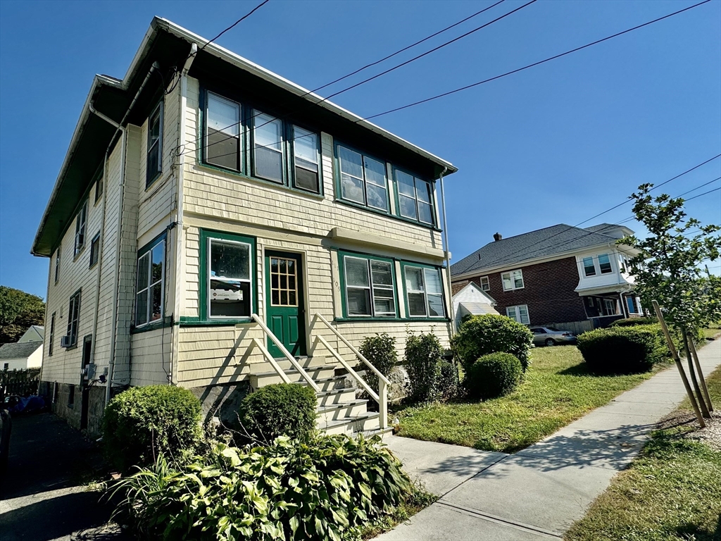 109 Waterston Ave # 1