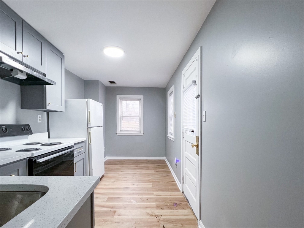 23 Common St # 1