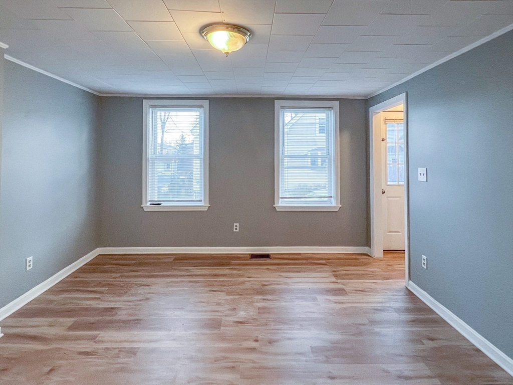 23 Common St # 1