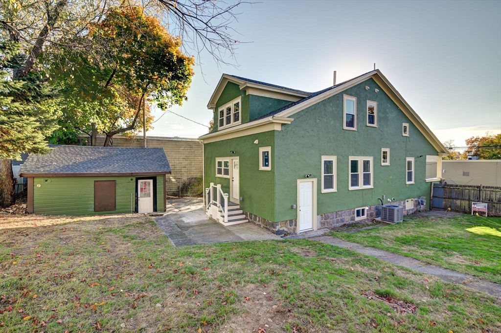 11 Birchbrow Ave