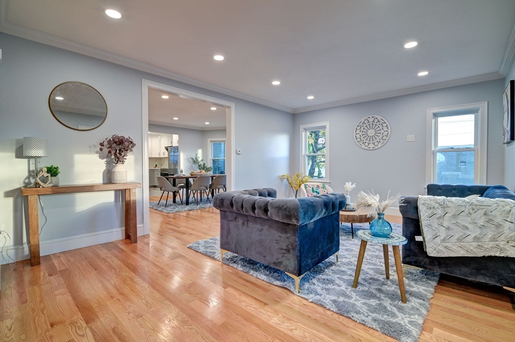 11 Birchbrow Ave