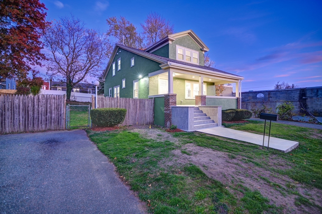 11 Birchbrow Ave