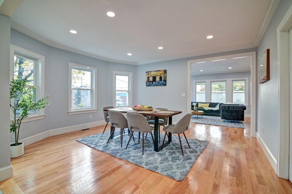 11 Birchbrow Ave