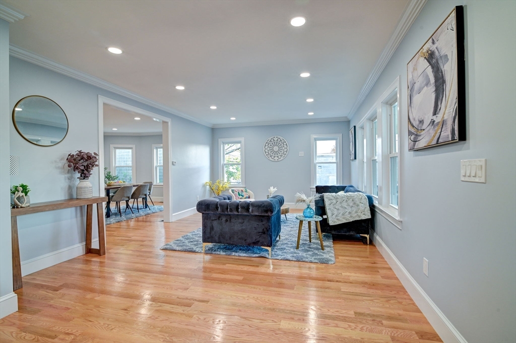 11 Birchbrow Ave