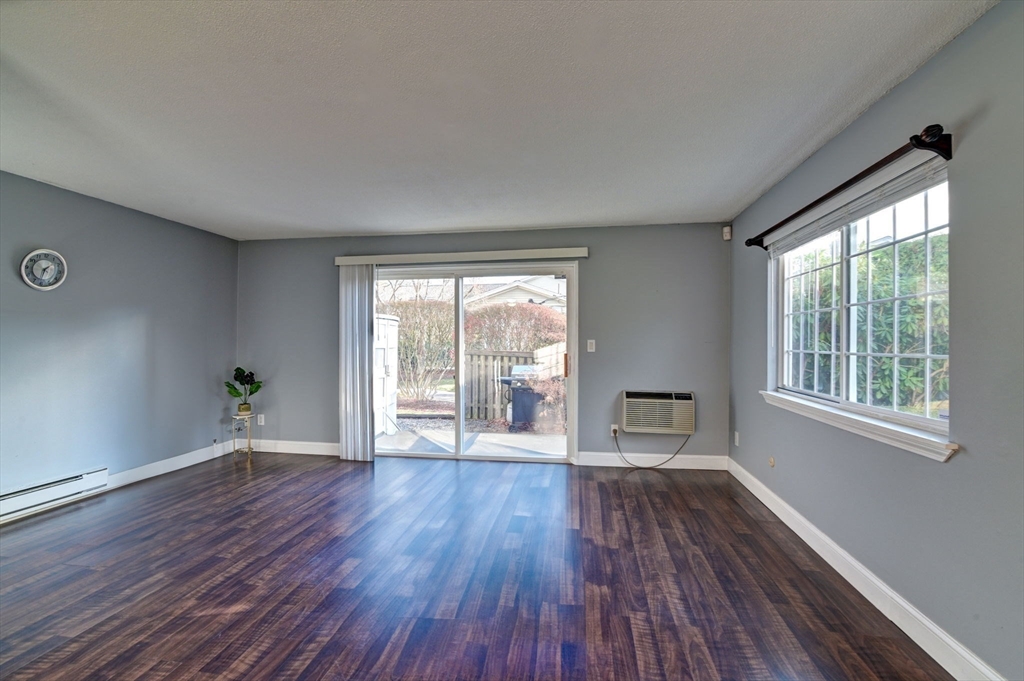 2 Adam St # 9