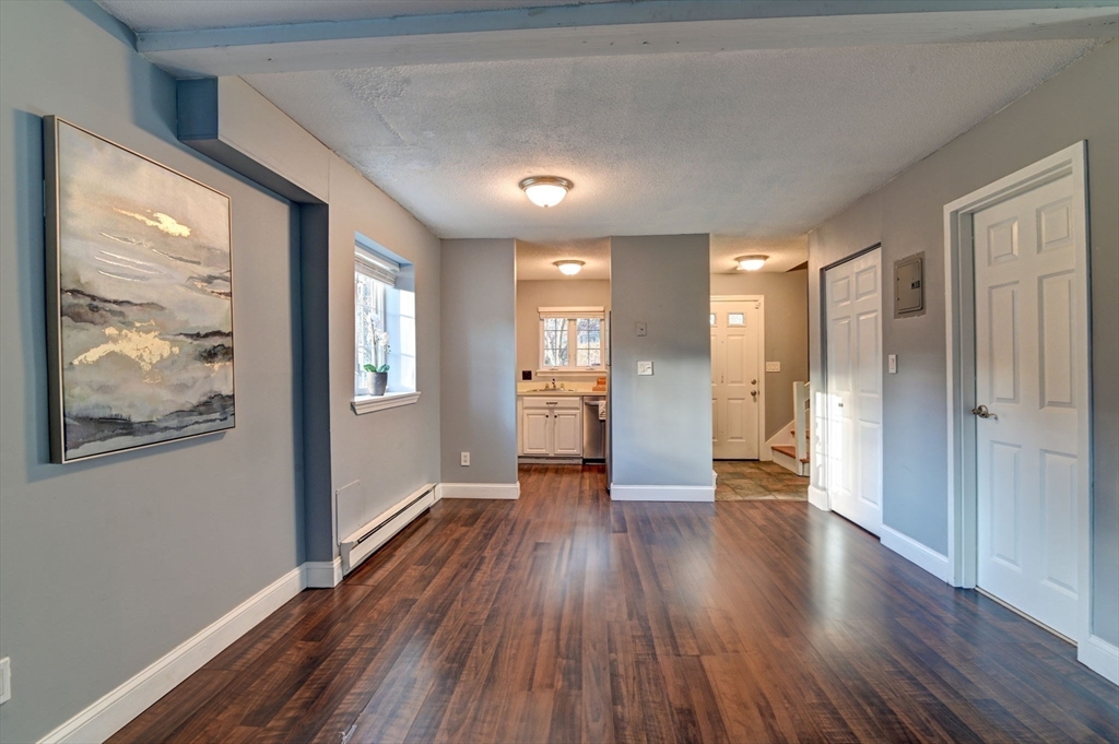 2 Adam St # 9