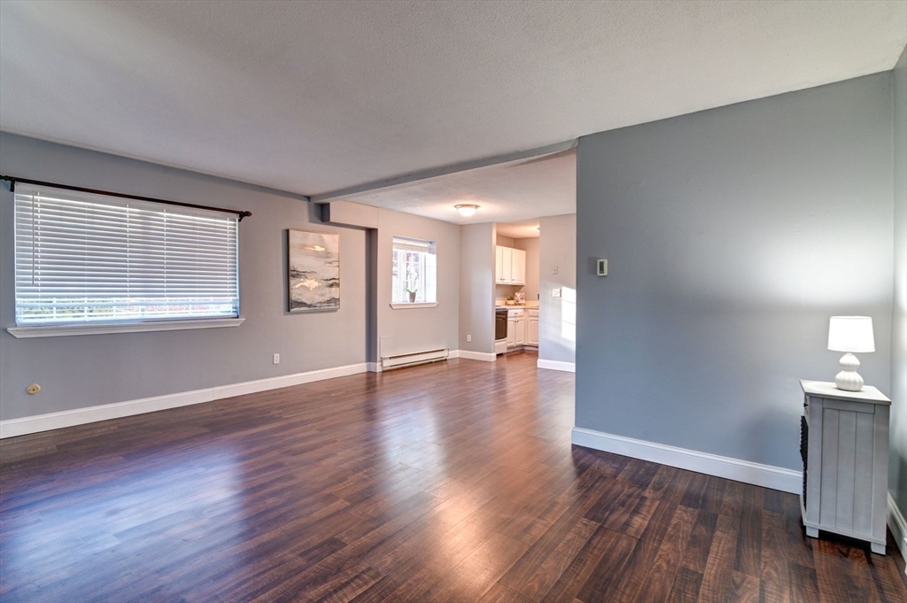 2 Adam St # 9