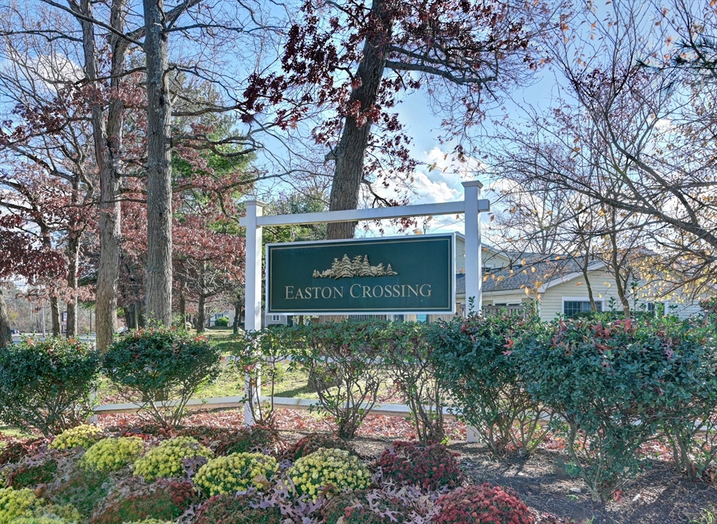 2 Adam St # 9