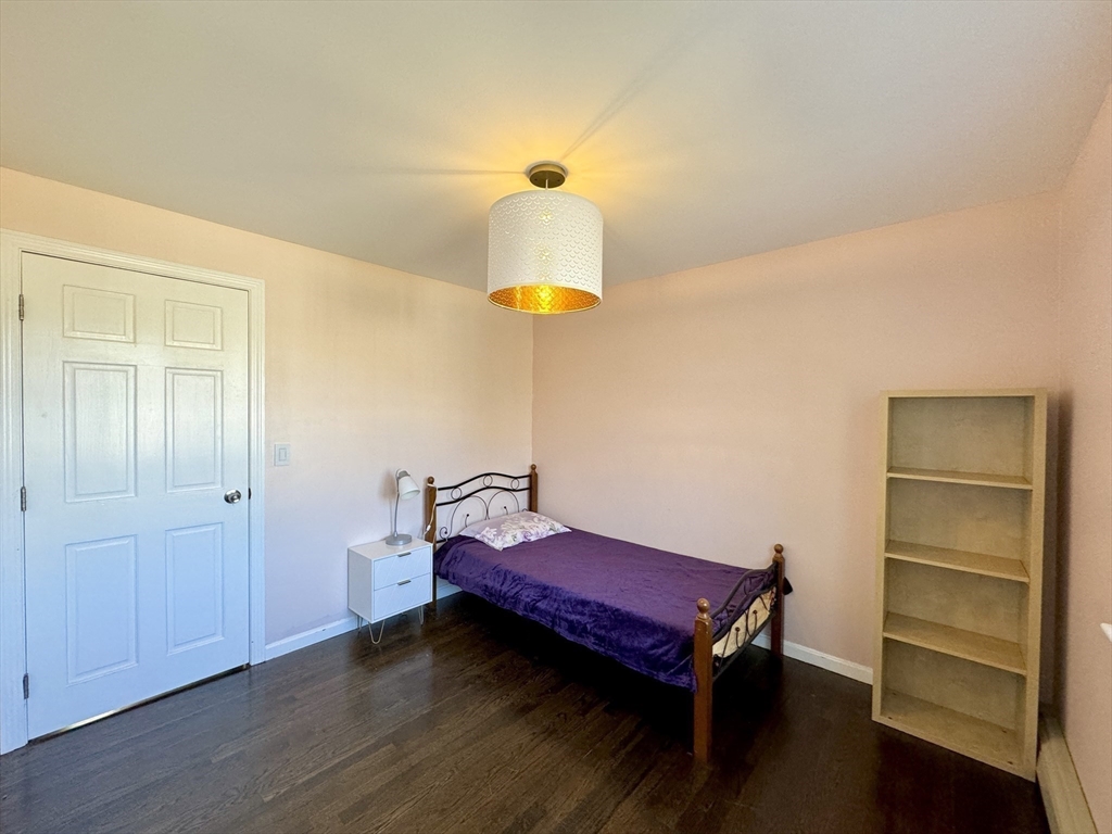 84 Kathleen Rd