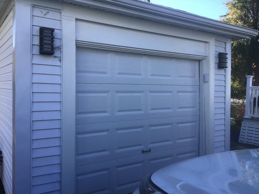 22 Maple St