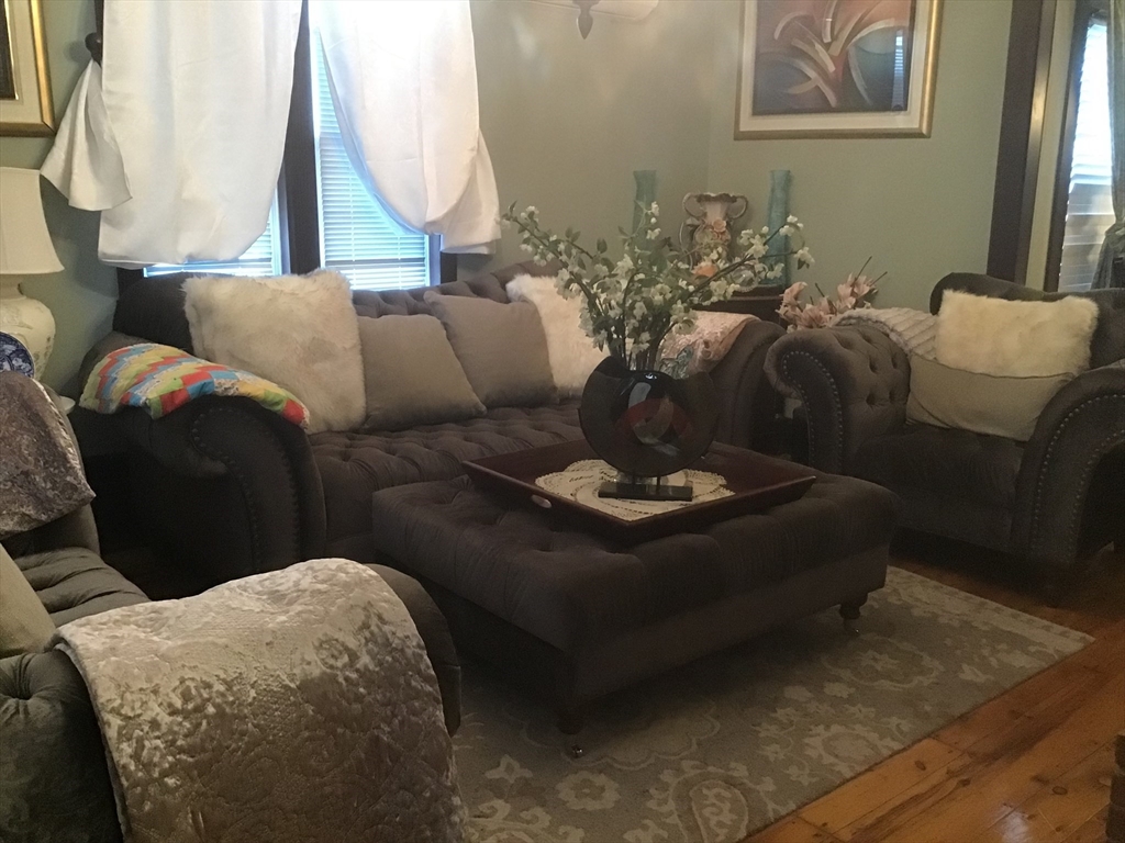 22 Maple St