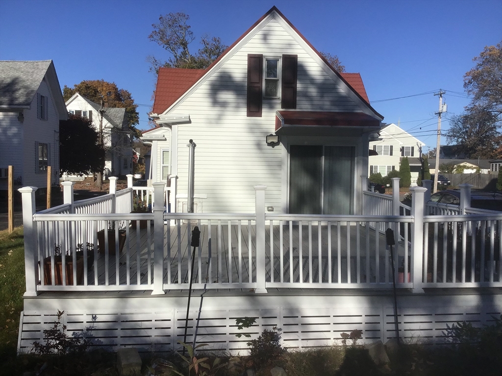 22 Maple St